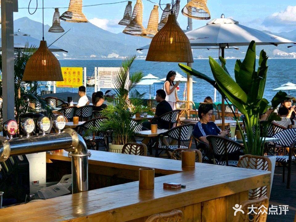 A BU Bistro西班牙海鲜饭(小径湾店)