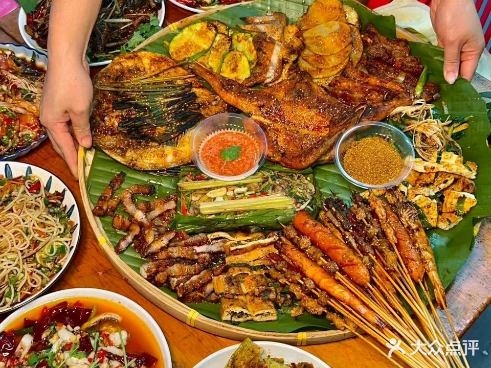 清真艾米纳炒菜·拉面·傣味烧烤