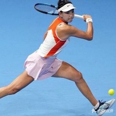 半岛网球俱乐部(三亚湾店)