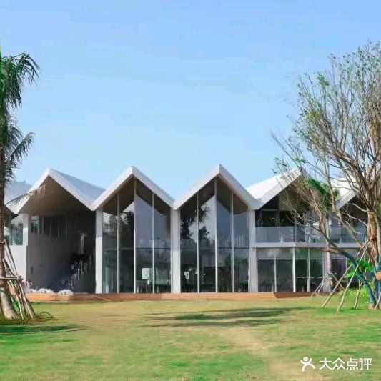 儋耳追光驿站(环岛旅游公路店)