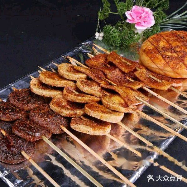 锦记烧烤牛杂煲