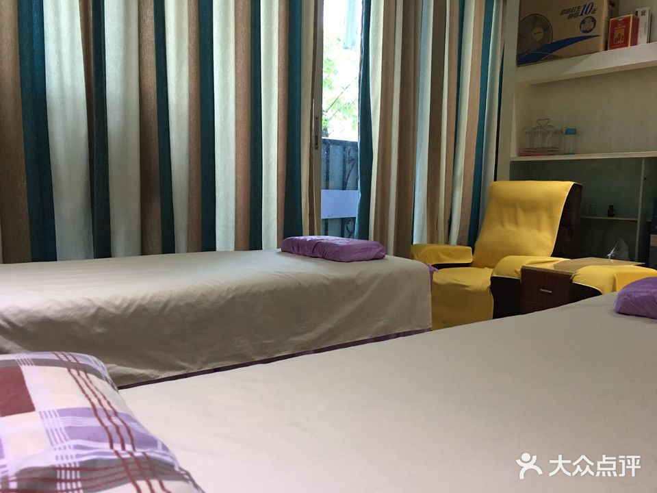明健堂里疗馆(书坊街店)