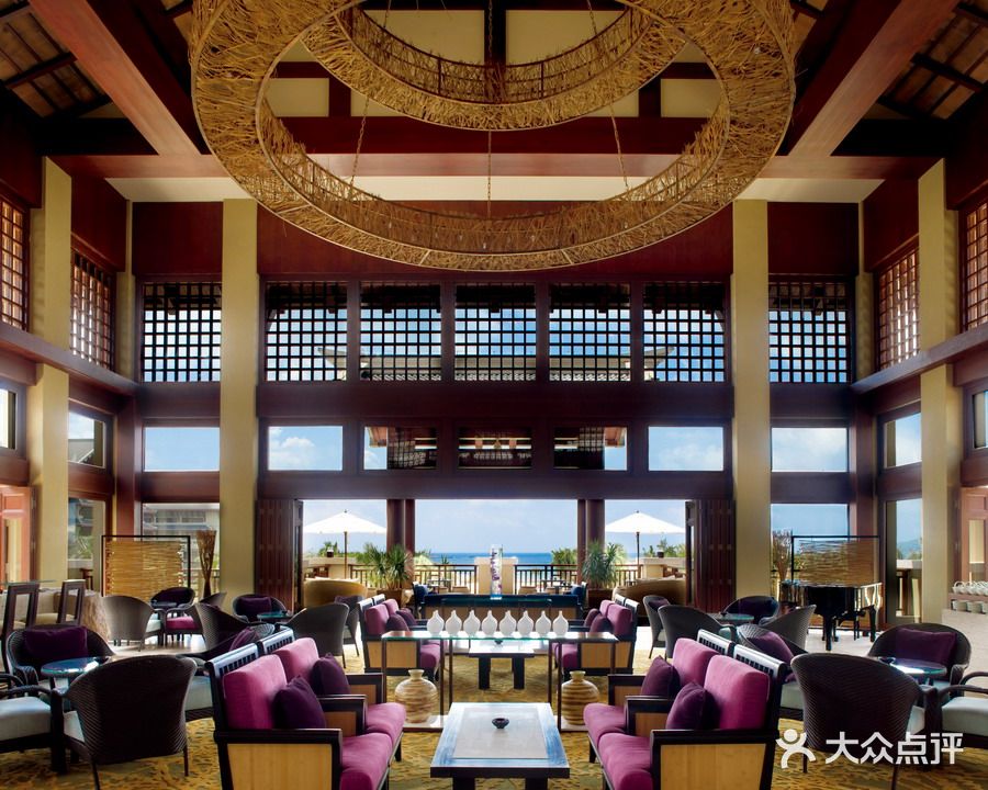 丽思卡尔顿大堂吧(湾月路店)