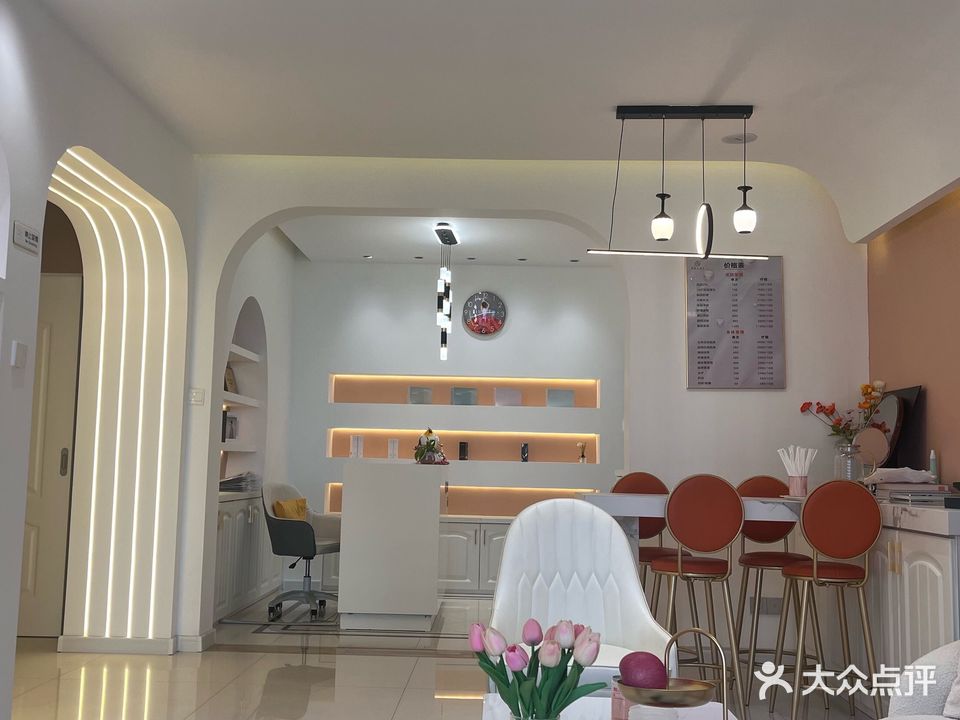 桃禧美颜社美容美体