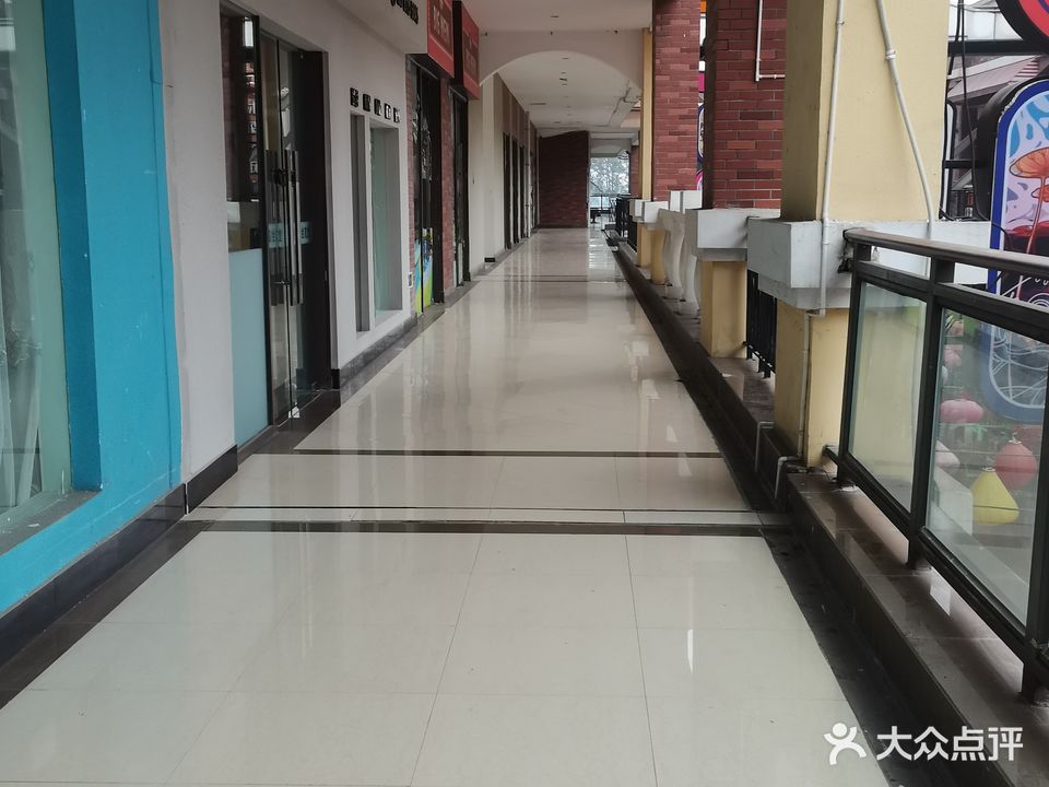 百连凯(万达广场绵阳经开店)