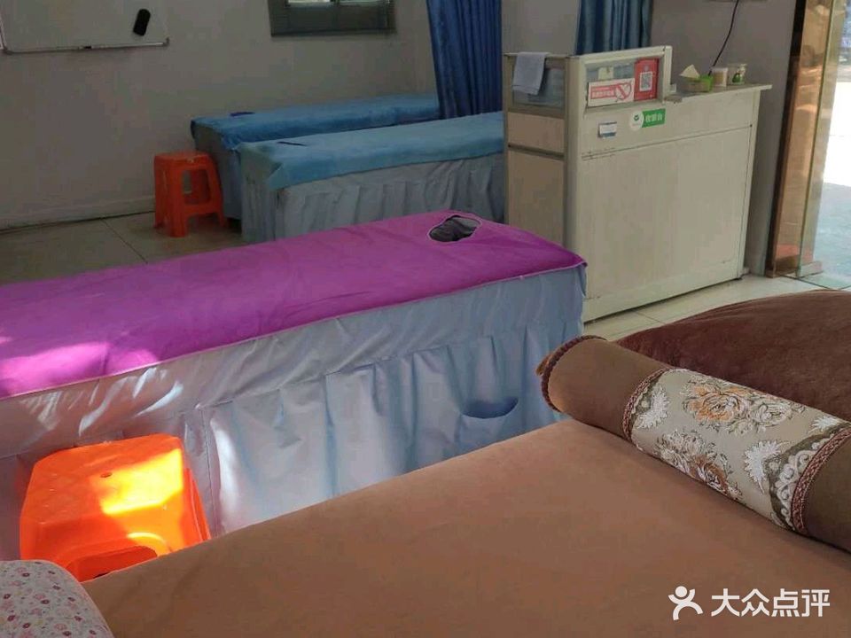 龙山推拿馆