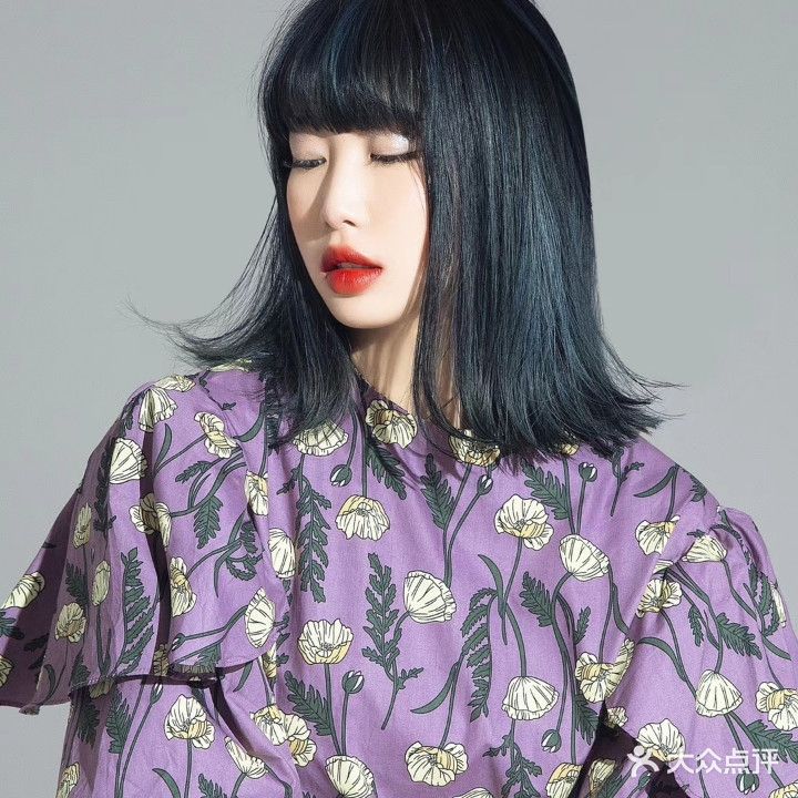 Mr·刘烫染时尚美发沙龙(金陵名人居店)