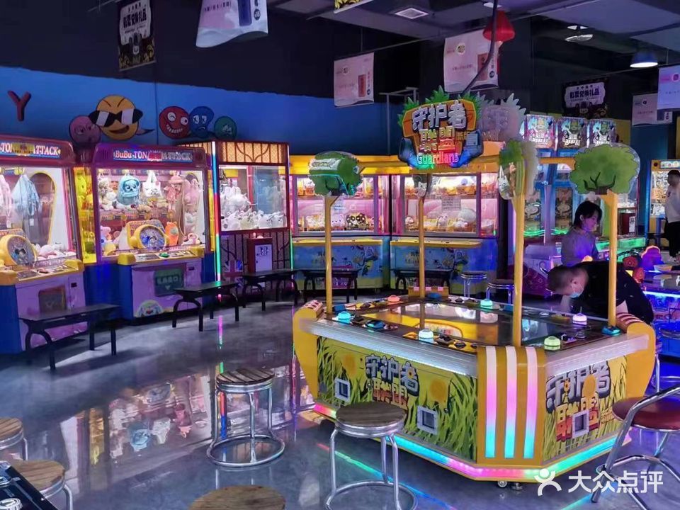 炫酷联盟电玩城(大商新玛特齐齐哈尔店)
