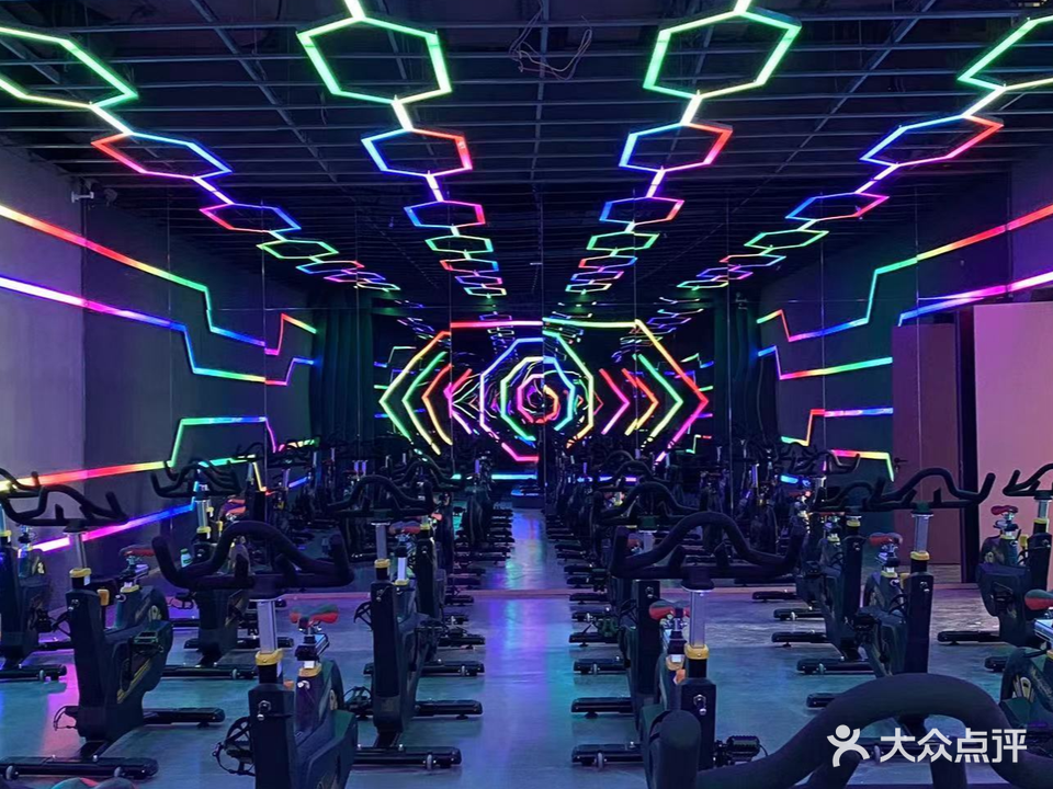 博动港健身游泳俱乐部(博商店)