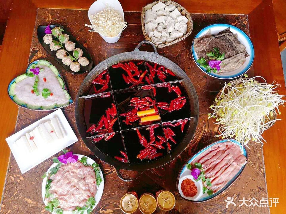 九宫格老火锅(商业街店)