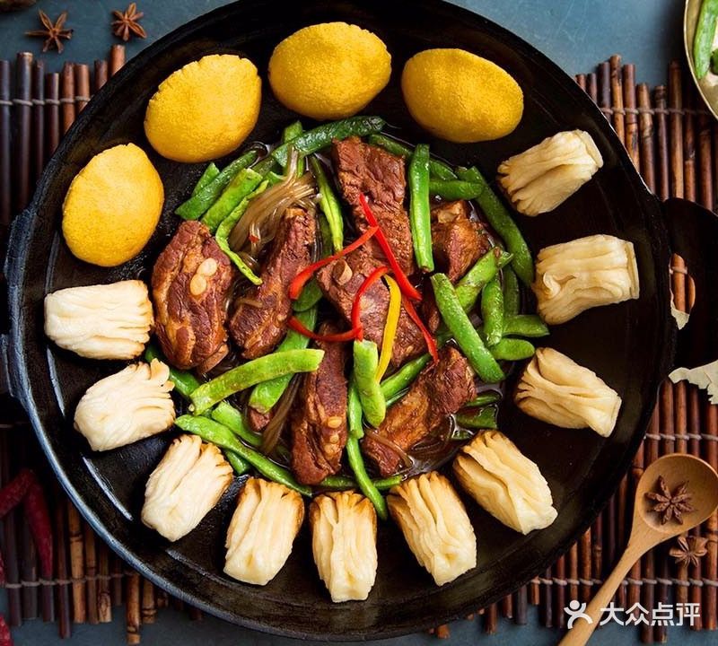 东北农家一锅炖(杨凌总店)