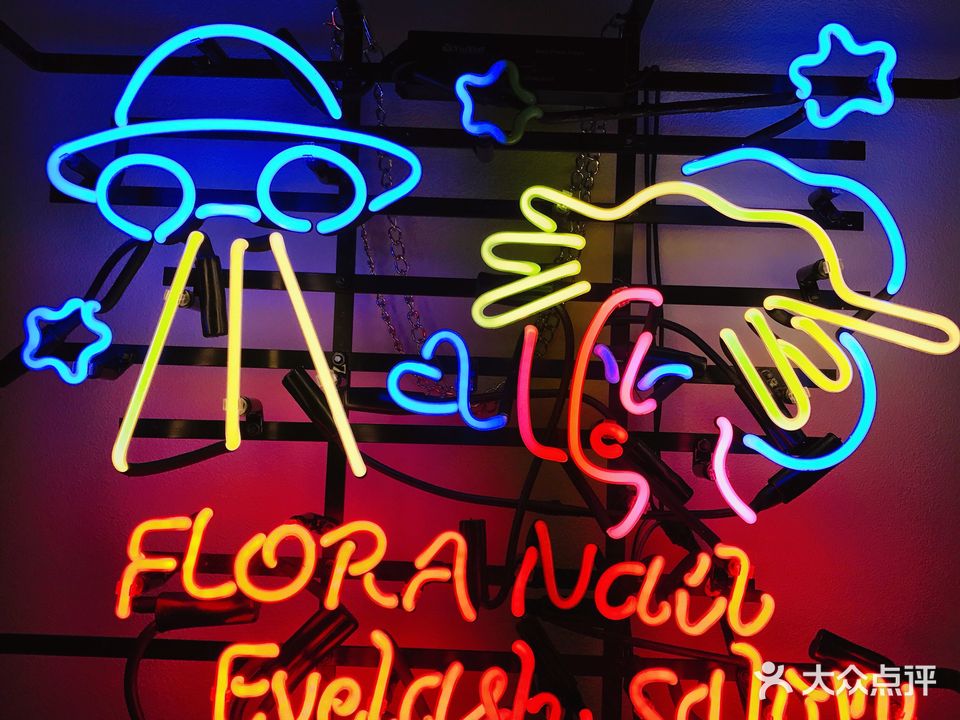 Flora·Nail 日式美甲美睫沙龙