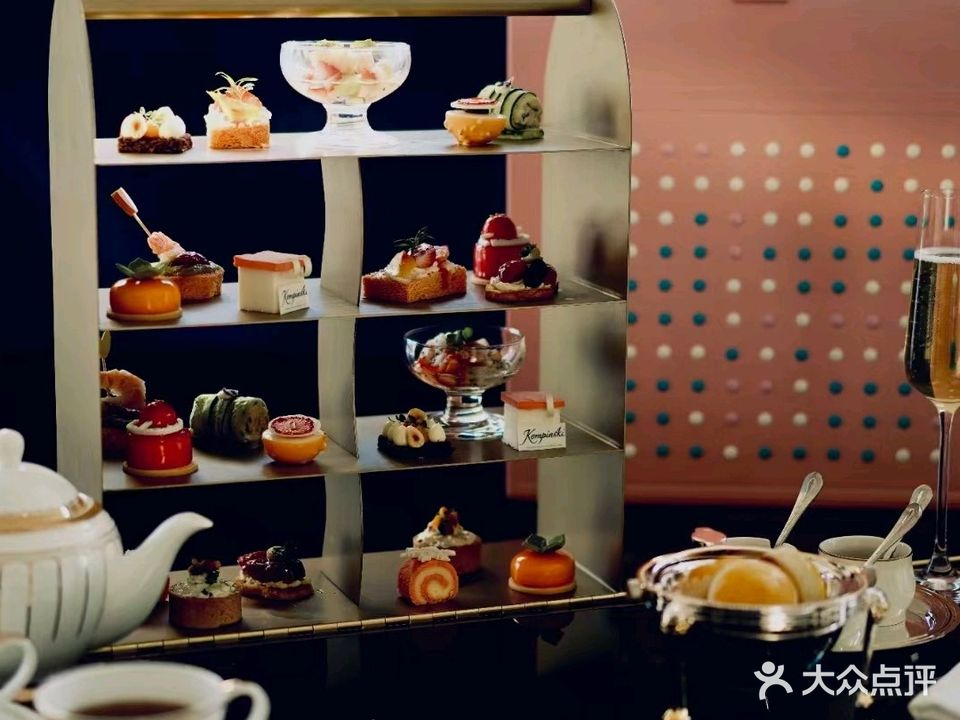 凯宾斯基饭店·大堂吧&美食廊