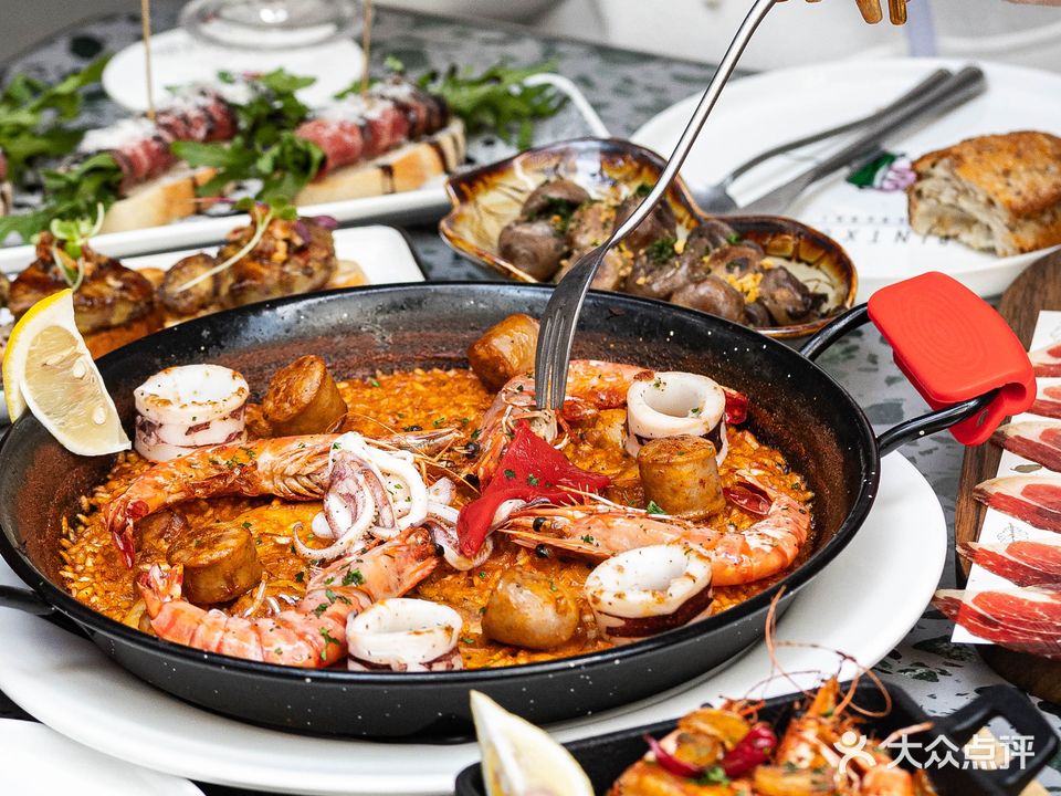 PINTXOS西班牙餐厅(静安凯莉中心店)
