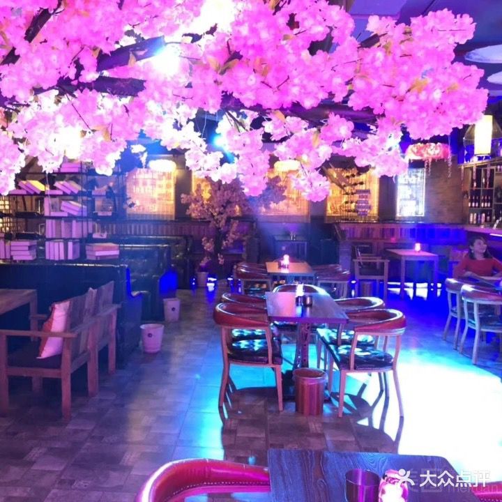 李白酒吧(花果园T1区店)