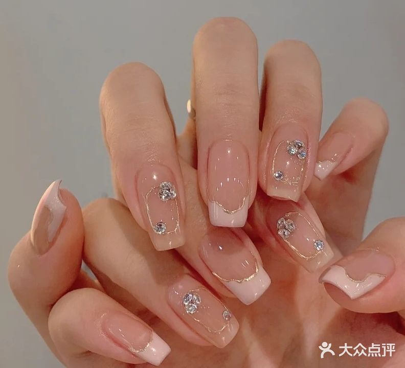 偶遇·w美甲美睫(鑫隆广场店)