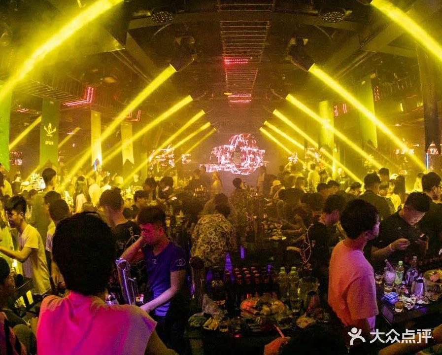 VESA CLUB威萨酒吧(东营市大百大楼黄河路店)