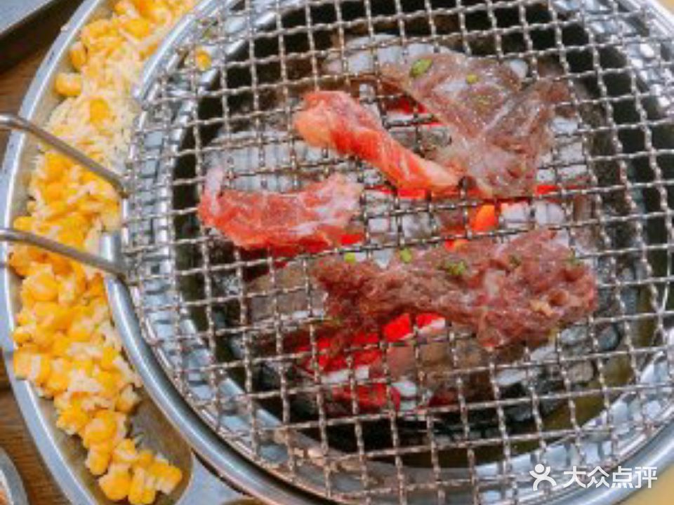 喜来明洞炭火烧肉(爱琴海店)