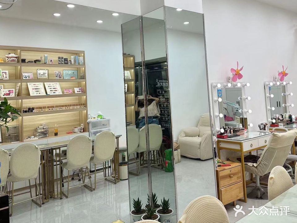 线理发风(伟基写字楼店)