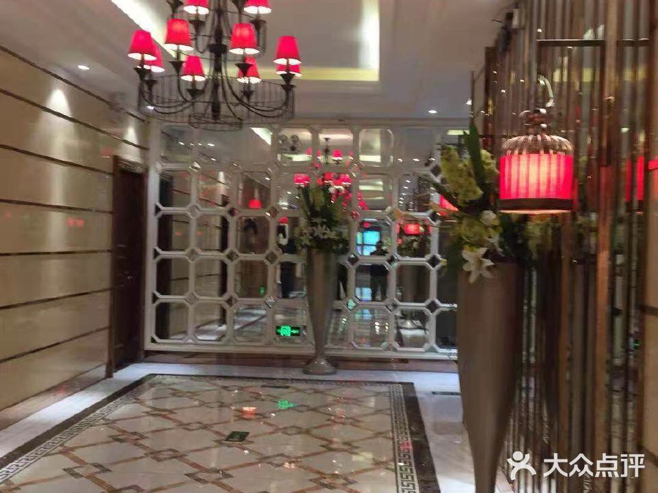 歌莱美量贩式KTV(夏津德百广场店)