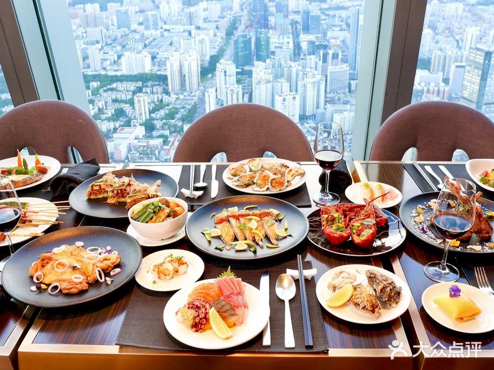瑞吉酒店·Social秀餐厅·云端自助·俯瞰湾区(深圳瑞吉酒店店)