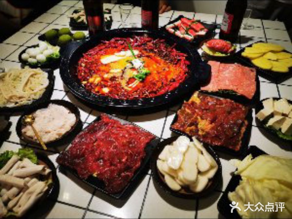 胡同里鲜菜火锅