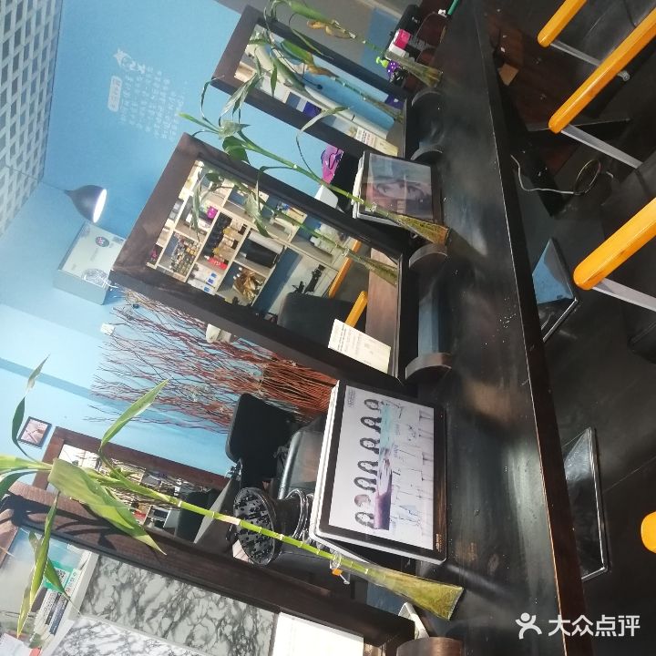 雅阁造型(翡翠路店)