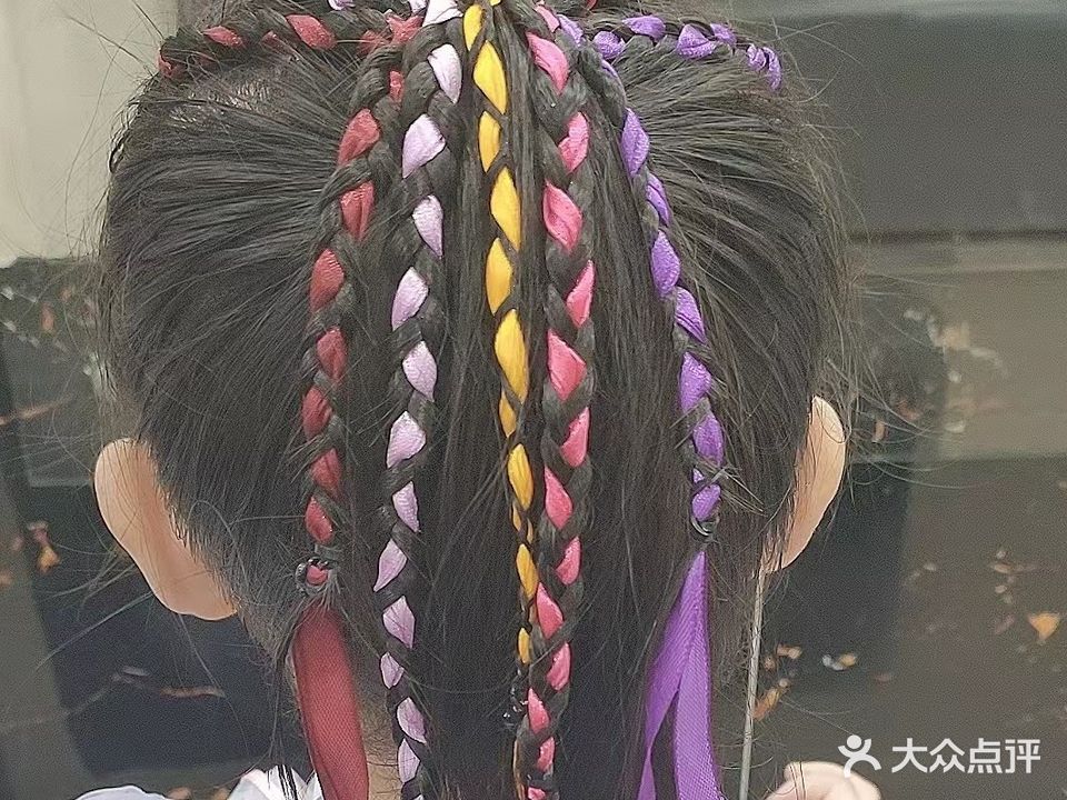 小雪人发艺