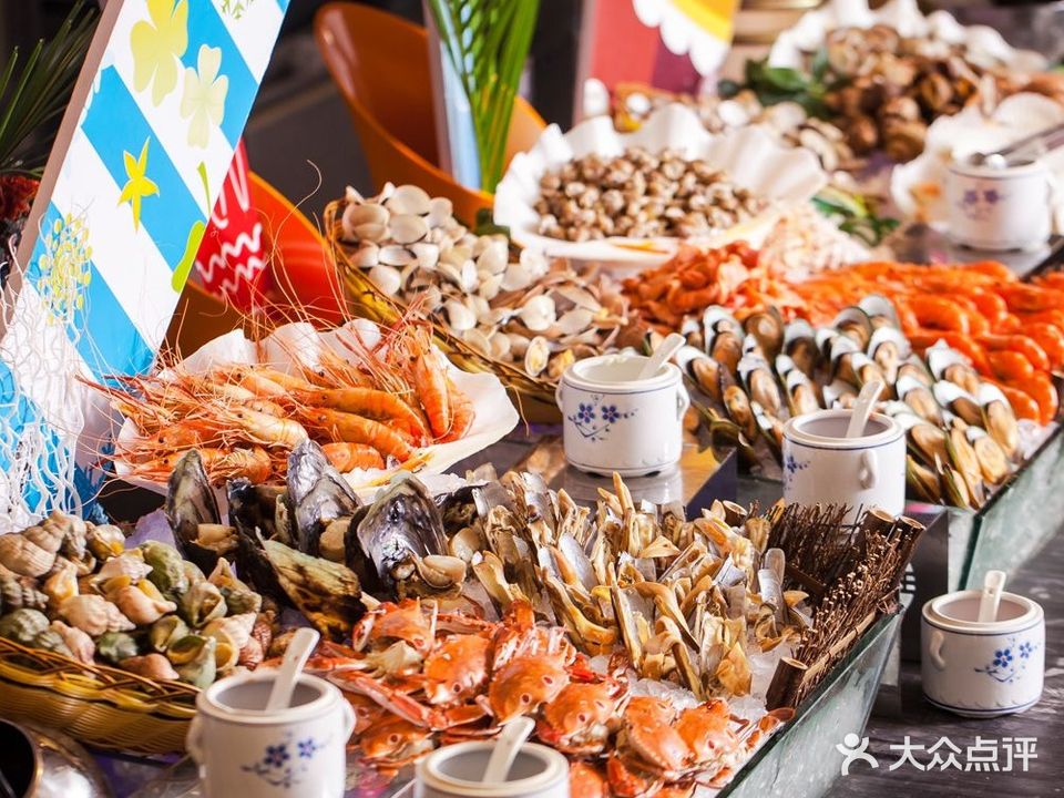 圣丰索菲特·海鲜刺身自助餐厅
