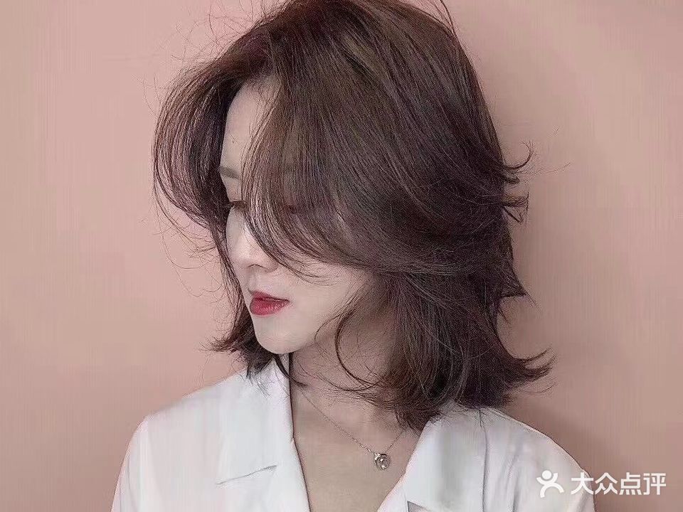 墨白国际美发沙龙(河津店)