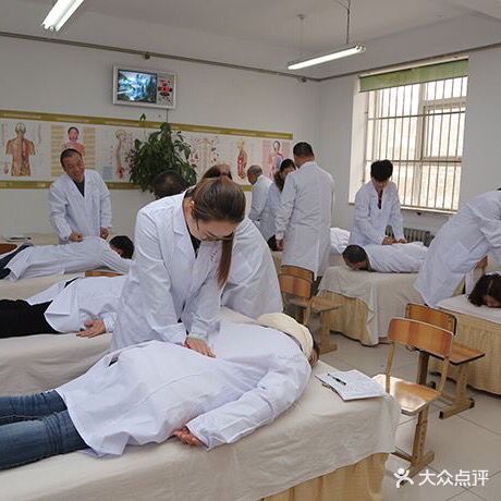 利鑫盲仁推拿