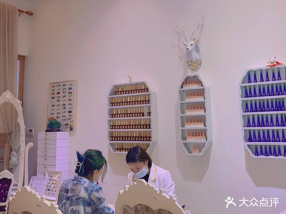爱睫物(大同百盛购物中心店)