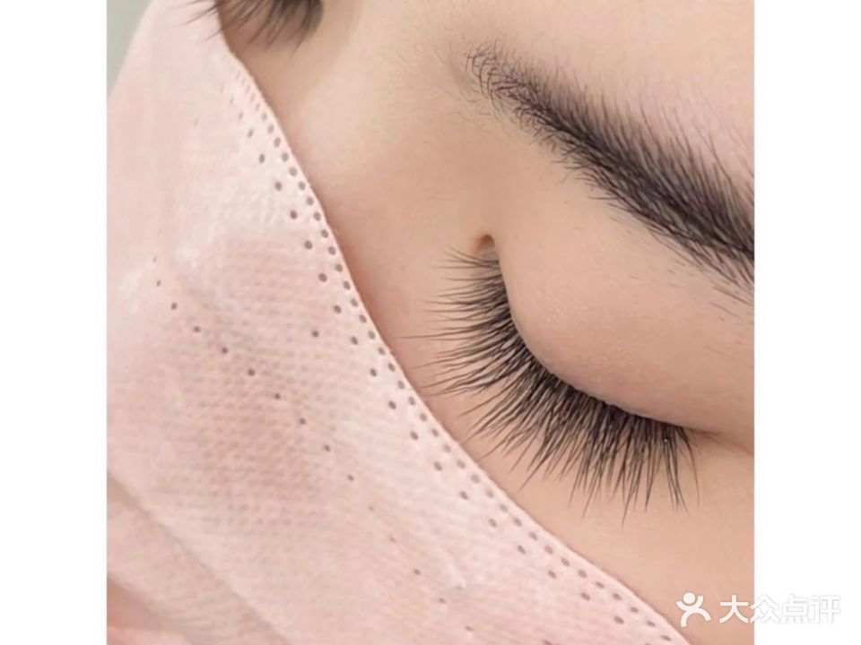 溪秀美甲美睫