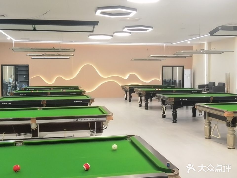 兄弟台球俱乐部。(和平店)