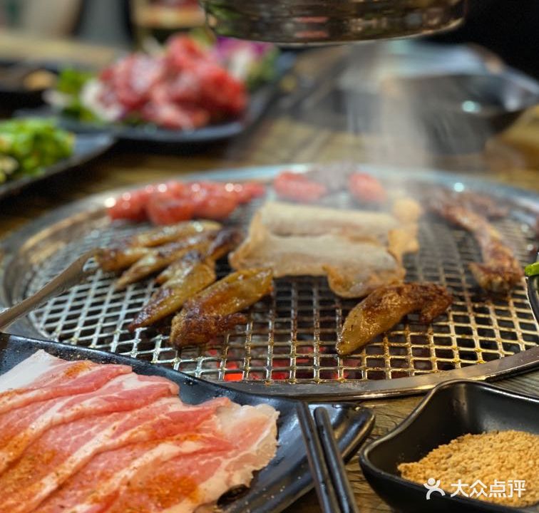 牛魔王碳火烤肉