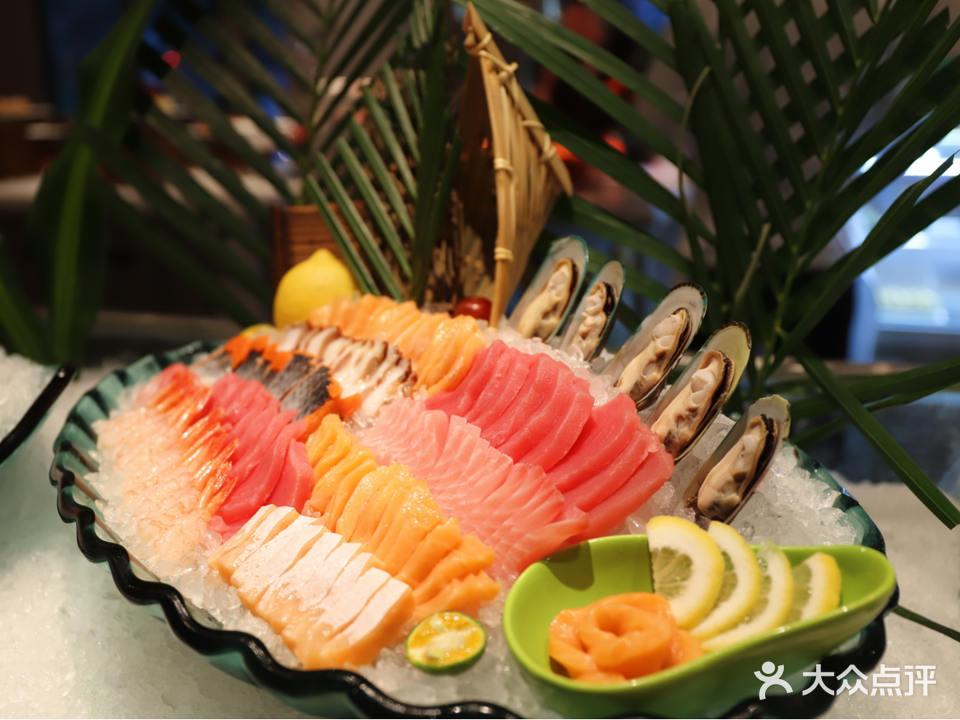 富盈酒店-海鲜自助餐厅