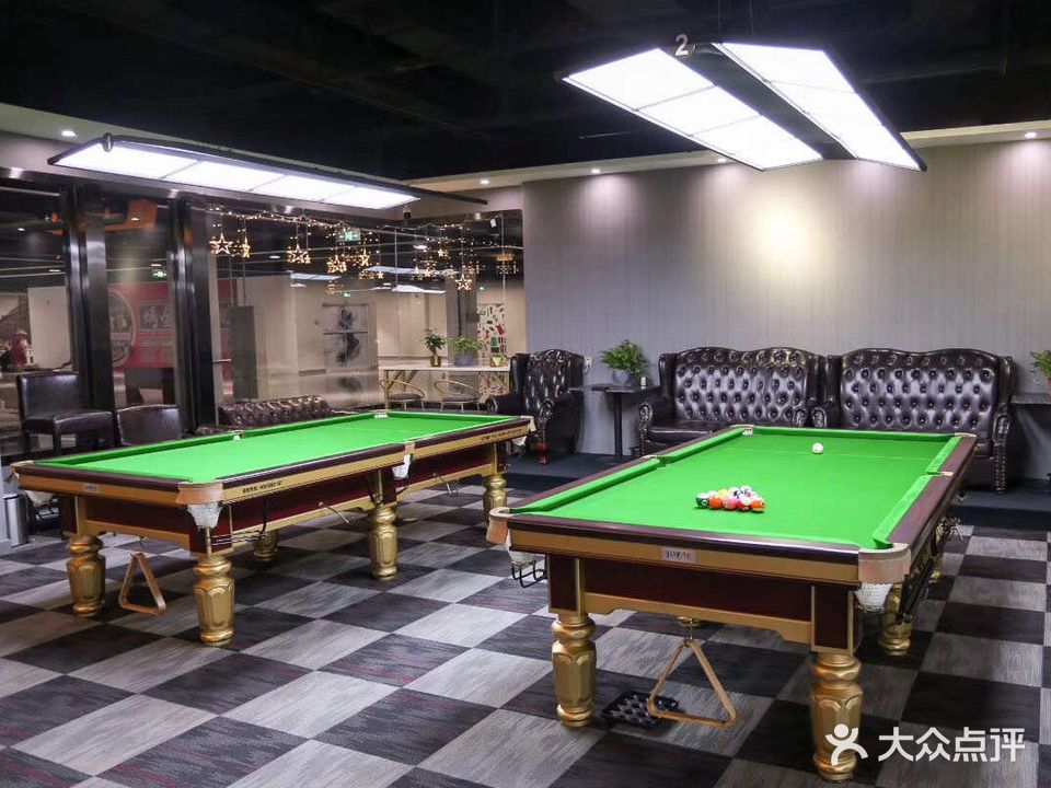 金龙台球俱乐部(宝地新天地店)