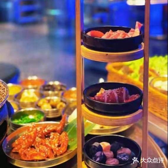三只猪炭火烤肉(罗浮广场店)