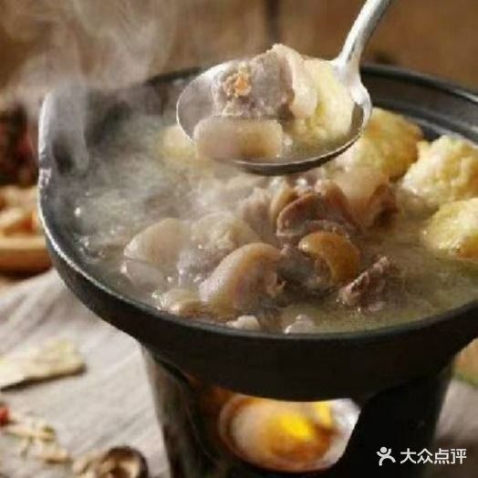 冬冬羊肉馆白云老店(蝴蝶山路总店)