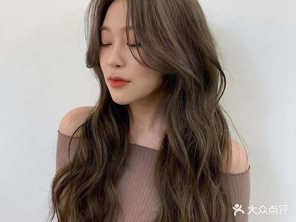 艾秀美发沙龙