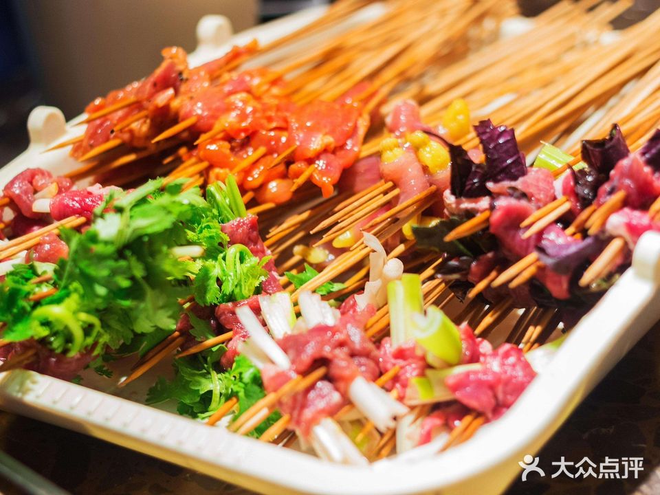 爆辣串烧火锅(昌吉飞马店)