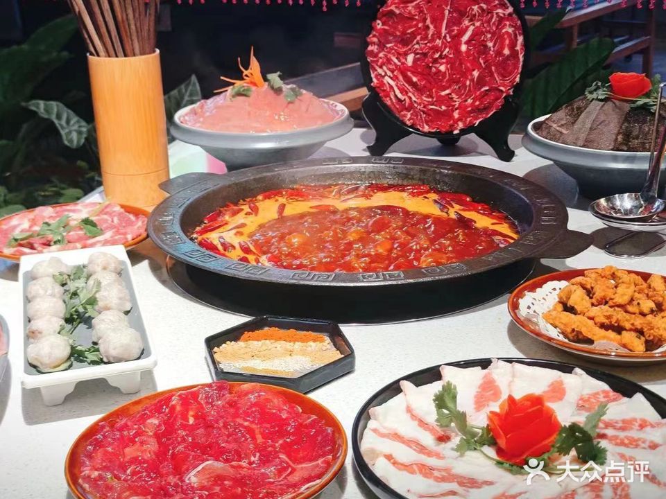 锅有山·地摊火锅(青云市集店)