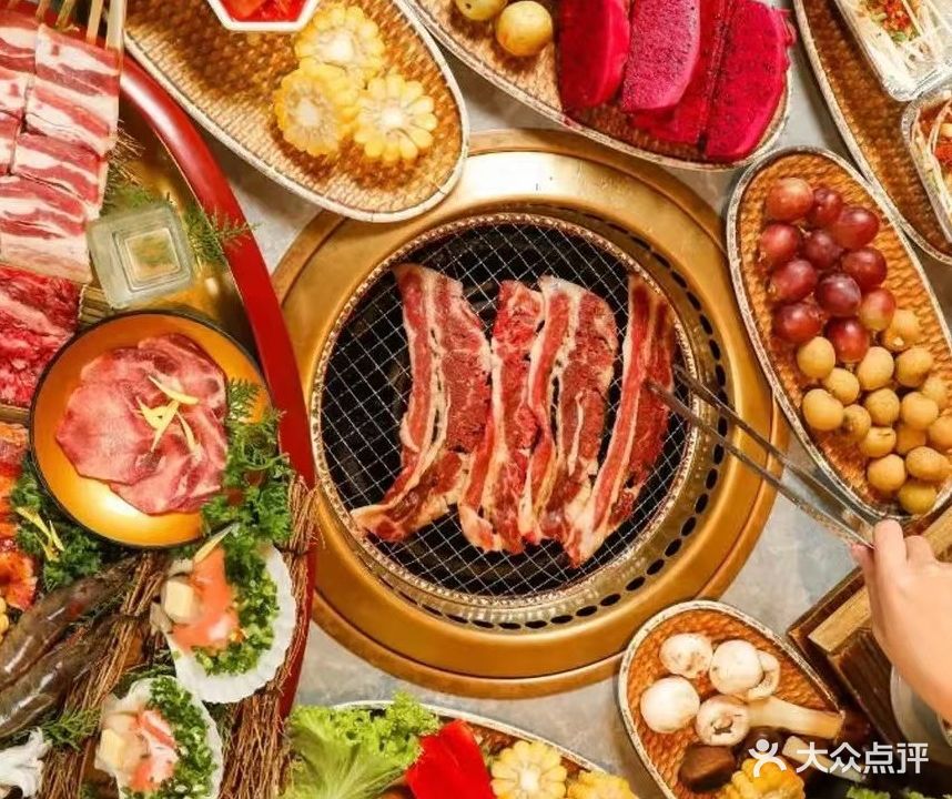 东宫WEI自助烤肉小火锅(龙岗万达店)