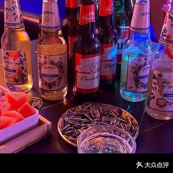 花城之夜KTV(四季花城网店)