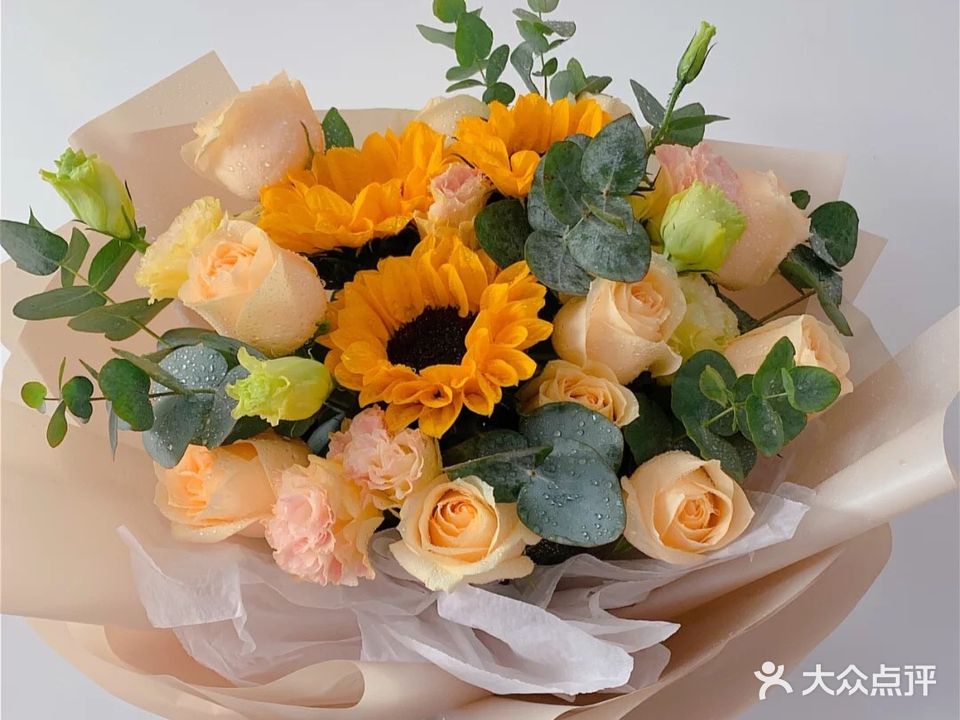 伊人花坊(浏阳河畔店)