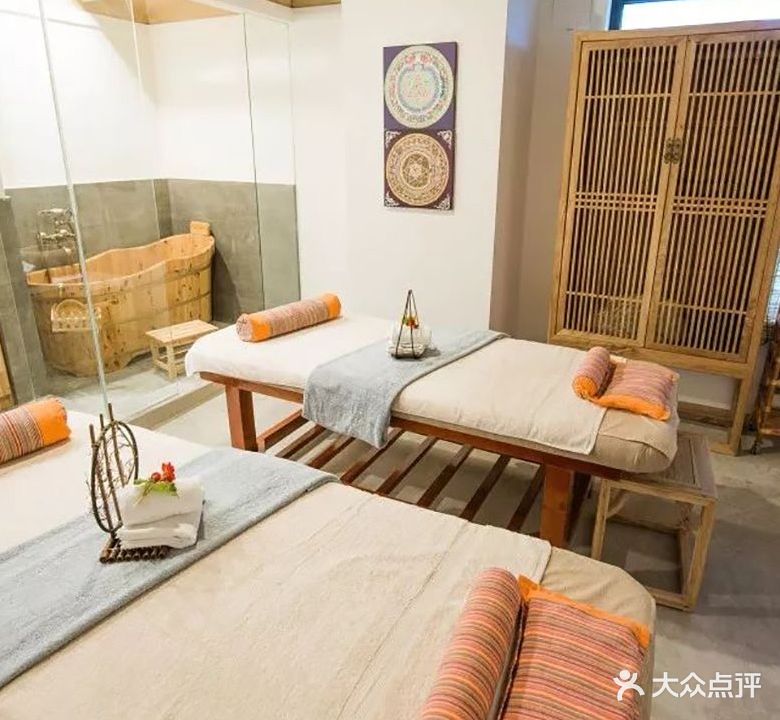 叩己经络spa·推拿·艾灸(曲江龙湖天街店)