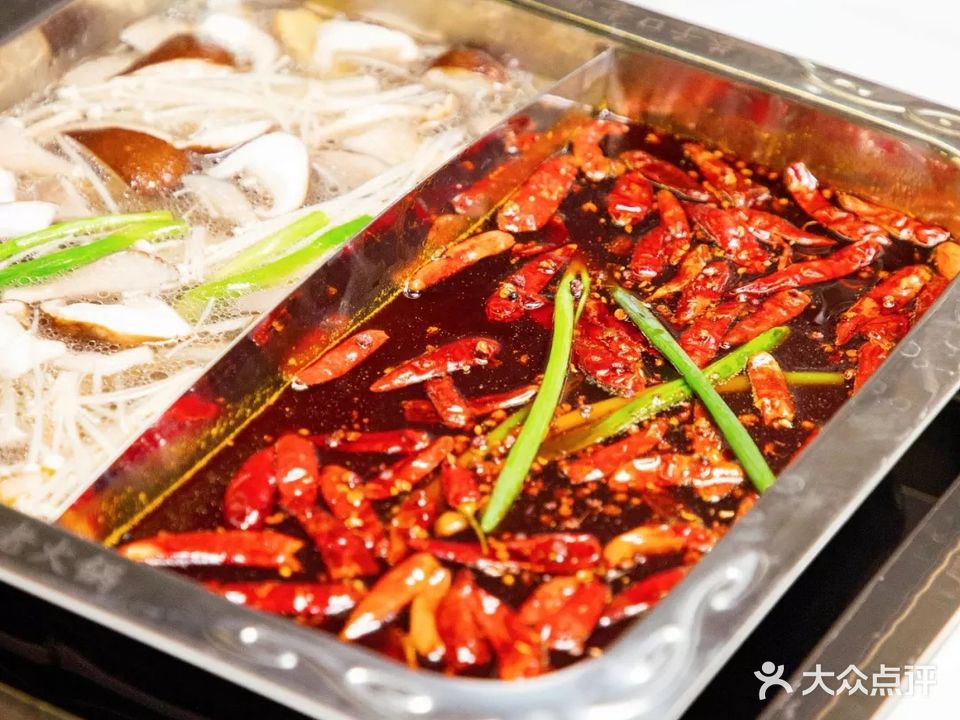 重庆巷子口老火锅(酒泉路店)