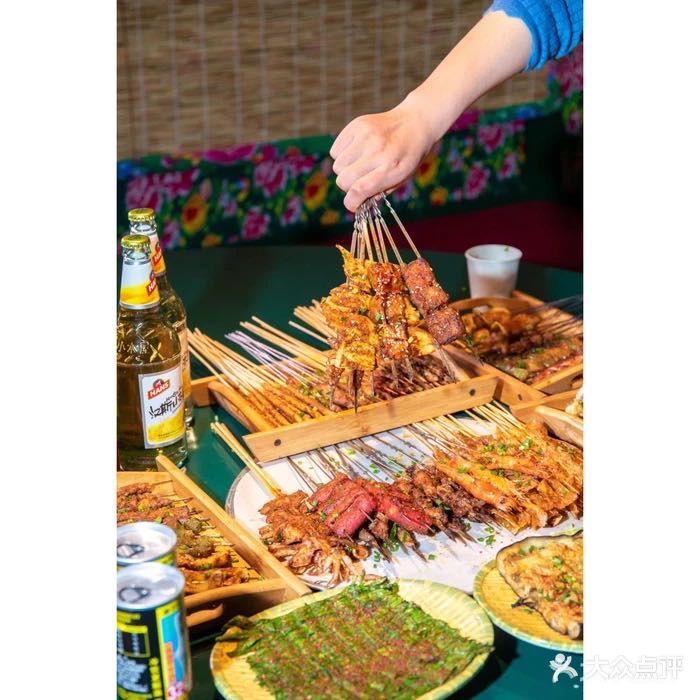 二道沟小串·东北菜·烧烤(郑州金水店)