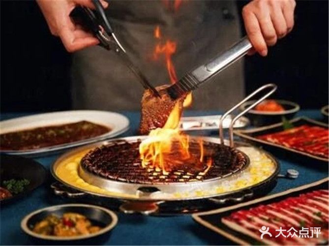 青瓦宫韩潮烤肉(驻马店玖隆茂店)