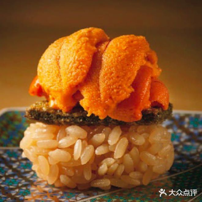 山喃·鮨